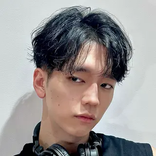ショート カラー パーマ メンズ 朝楽メンズパーマ 🥇メンズカット吉田のヘアスタイル