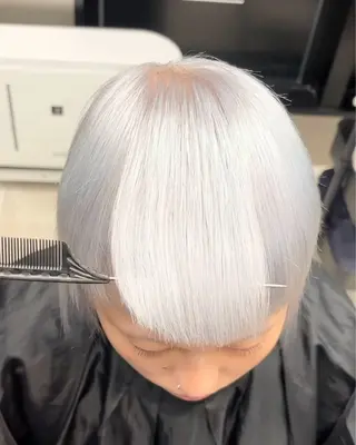 カラー こせ 煌星のヘアスタイル