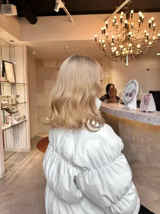 セミロング カラー ヘアアレンジ 韓国×艶髪 さきのヘアスタイル