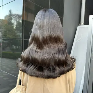 ロング カラー 山内 直英のヘアスタイル