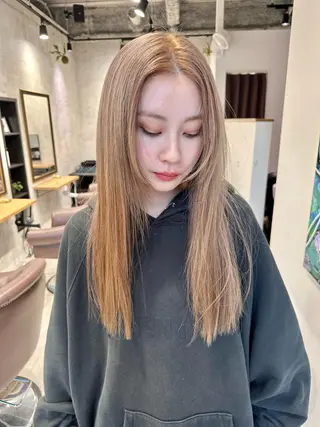 ロング ヤクシジ レンのヘアスタイル