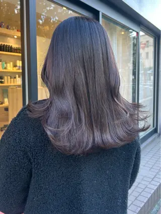 セミロング ayaka ［sou］のヘアスタイル