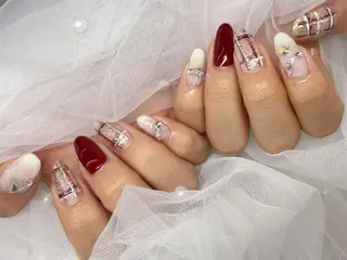 ネイル AYA Reginaのネイルデザイン