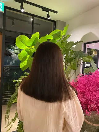 ロング カラー 白木 葵のヘアスタイル