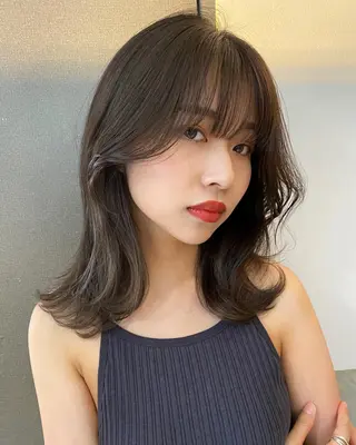 ミディアム カラー Pia ツボイ ケイタのヘアスタイル