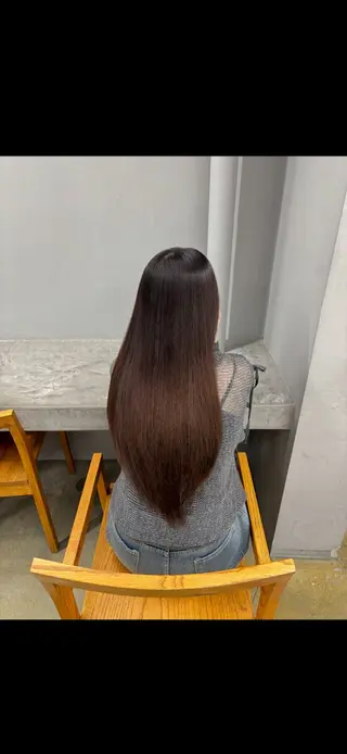 ロング 𝐀𝐦𝐞𝐫𝐢 /透明感カラーのヘアスタイル