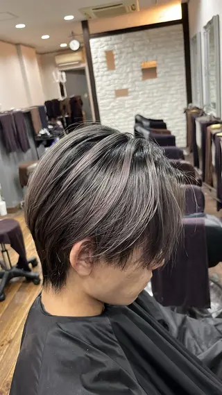 カラー バレイヤージュ 宮本宗嵩のヘアスタイル