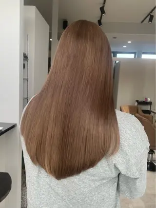 ロング カラー moe🥣ﾚｲﾔｰ ｶｯﾄ/透明感ｶﾗｰのヘアスタイル
