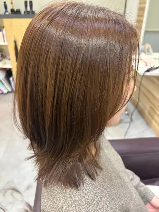 セミロング カラー 長岡 明音のヘアスタイル