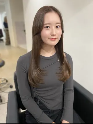 カラー AO所属・RISAKO 艶髪モテヘア🎀府中のヘアスタイル