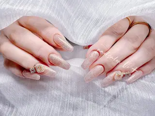 ネイル ✨Nailsalon Vi+✨のネイルデザイン