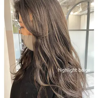 ロング カラー レイヤー べージュ 白石研太のヘアスタイル