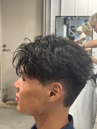 パーマ ルーズ/シャドウパー マ/似合わせカットのヘアスタイル