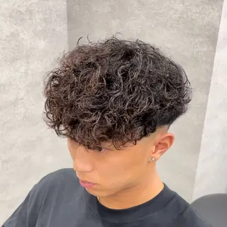 パーマ メンズ 🔥メンズカット＋ パーマの達人🔥のヘアスタイル