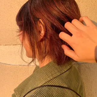 ショート カラー ［girl］ MIKIのヘアスタイル