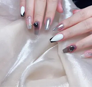 ネイル M🌷nail 長さだし専門店のネイルデザイン