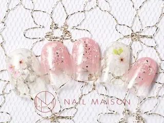 ネイル T RIRIKAのネイルデザイン