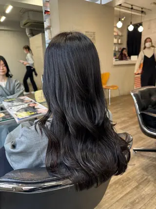 セミロング パーマ・レイヤー 髪質改善・TANIのヘアスタイル