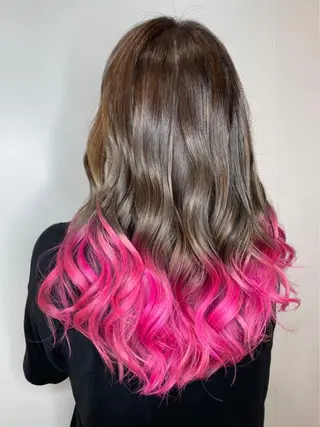 ロング カラー デザインカラーウルフ 宙也のヘアスタイル