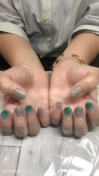 ネイル ✨アン ミユ✨のネイルデザイン