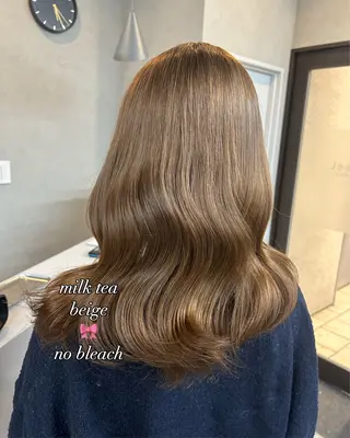 ロング カラー moe🎀 透明感カラーのヘアスタイル