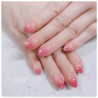 ネイル ＶＩＶＩ nailsalonのネイルデザイン