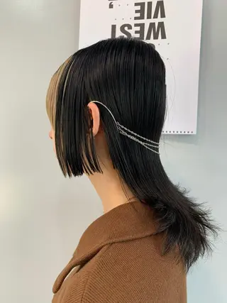 ミディアム 高橋 亜紀のヘアスタイル
