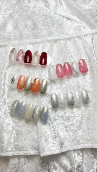 ネイル 福ネイル スタッフのネイルデザイン