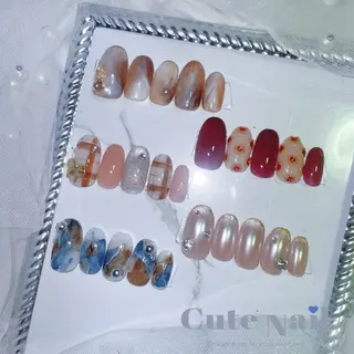 ネイル ️🫧もこ 艶感ネイル🫧のネイルデザイン