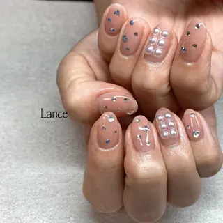 ミディアム ネイル Lance nailのネイルデザイン