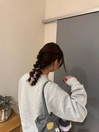 ロング ヘアアレンジ 坂本 桃花のヘアスタイル