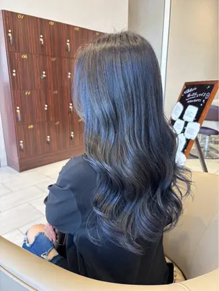 ロング カラー 福冨 由梛のヘアスタイル