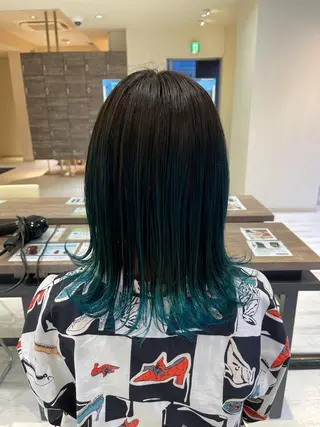 ミディアム カラー デザインカラー、艶髪 大塚 耕平のヘアスタイル