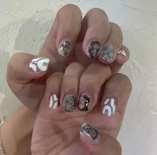 ネイル nailstudio eviz新宿店のネイルデザイン