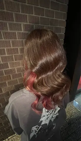 カラー 村井 湖奈のヘアスタイル