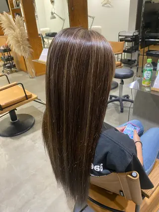 ロング カラー 透明感カラー 天羅のヘアスタイル