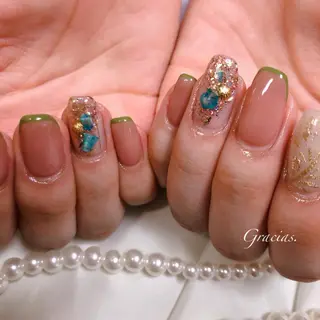 ネイル Gracias. rieのネイルデザイン