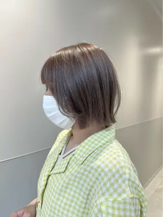 ショート カラー パーマ ヘアアレンジ メンズ キッズ ネイル マツエク・マツパ アイブロウ 切りっぱなしヘアボブ ミディアムヘアRYOのヘアスタイル