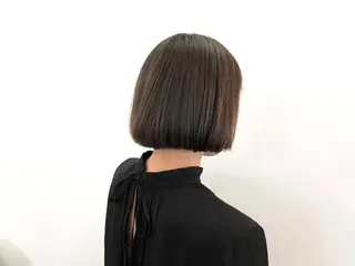 ショート カラー LadyBeetle 山本泰史のヘアスタイル