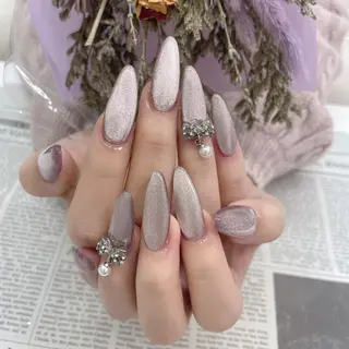 ネイル 🦋ネイルサロン ブラン🌈ゆりのネイルデザイン