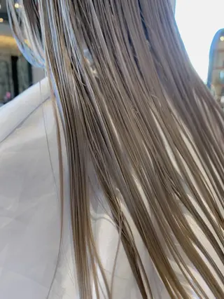 ロング カラー 透明感カラー×艶🤍 🌟YOSHIKIのヘアスタイル