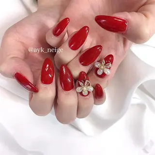 ネイル n'eige nail所属・大谷 綾香のネイルデザイン