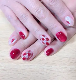 ネイル LUKA NAILのネイルデザイン