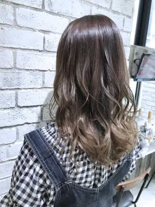 セミロング カラー パーマ ヘアアレンジ メンズ キッズ ネイル マツエク・マツパ バレイヤージュ/ 髪質改善/渡邉悟🌱のヘアスタイル