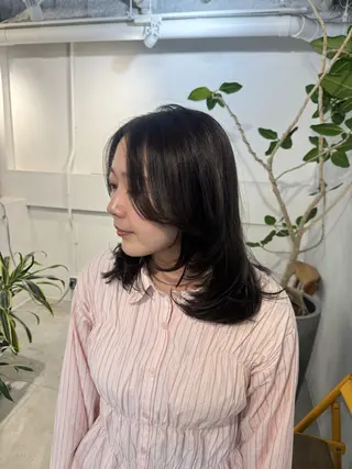 セミロング 新宿/顔周りカット +レイヤー=しずく♩のヘアスタイル