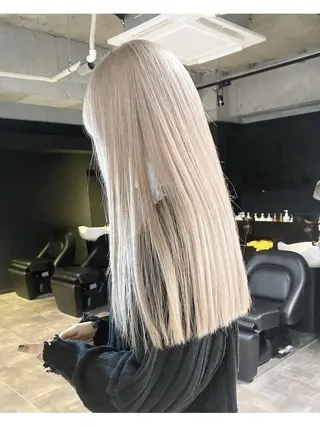 ミディアム カラー 【🥀履歴修正🥀】 ハイトーン職人/拓真のヘアスタイル