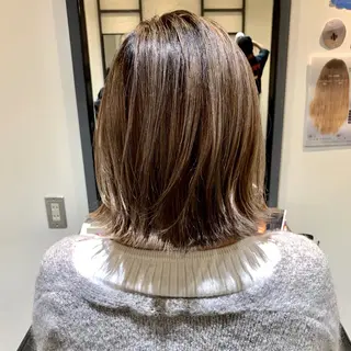 ショート カラー UMEDA FIGAROのヘアスタイル