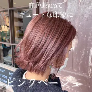 ミディアム カラー 川越 輝梨奈のヘアスタイル