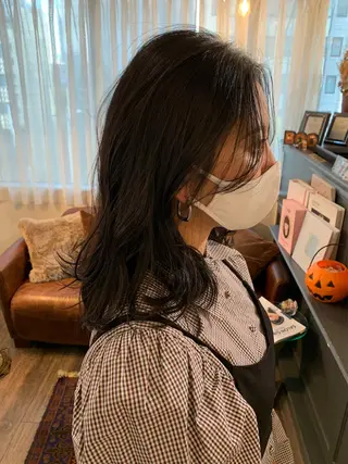 ミディアム 安村 美奈のヘアスタイル
