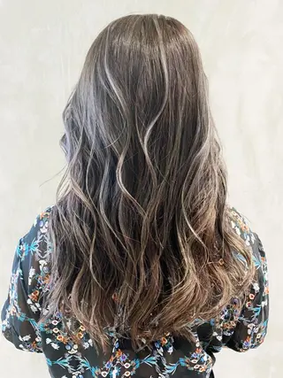 ロング カラー パーマ ヘアアレンジ ITbyALBUM 中野店のヘアスタイル